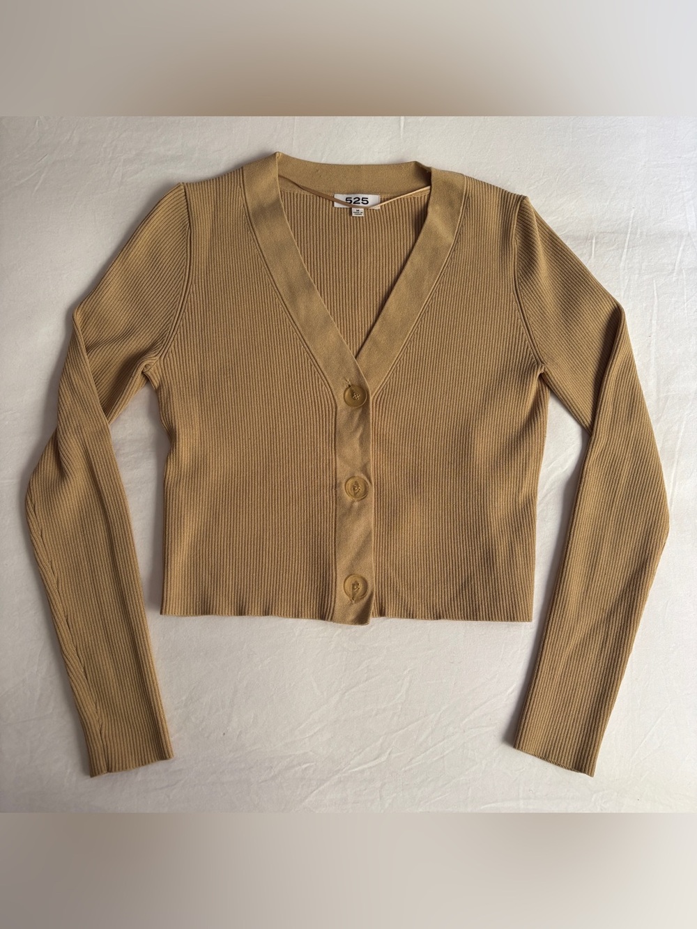 525 America Cropped Ribbed V-Neck Cardigan in Camel Tan